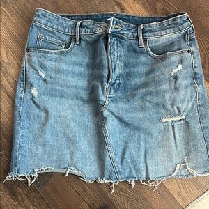 Old Navy Distressed Denim Mini Skirt Size 12 Raw Hem Casual